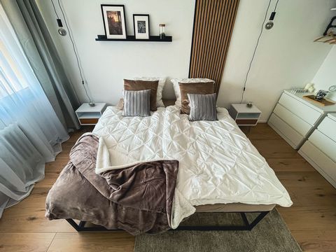 Apartment Braunschweig Central offers a balcony in Braunschweig, less than 1 km from Braunschweig Technical University and a 14-minute walk from Braunschweig State Theatre. The accommodation is located 1.4 km from Braunschweig Cathedral and 1.9 km fr...