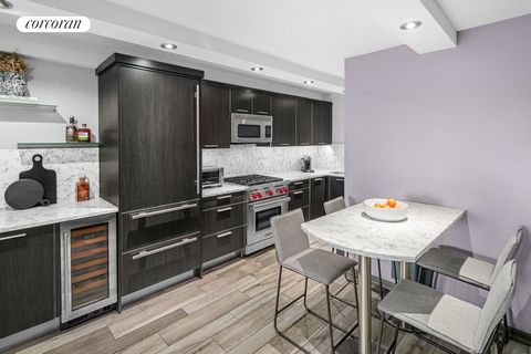 This one-of-a-kind renovated layout sets this apartment apart from others in the building with its stunning design. This one bedroom apartment boasts a huge balcony with open city views. Every aspect of this architect-designed home has been carefully...
