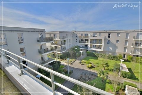 Dpt Loire Atlantique (44), à vendre REZE appartement T2 de 47m², dernier étage avec balcon et stationnement