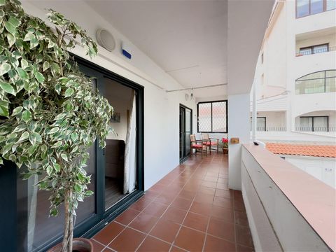 Located in Marina Bay. Chestertons is delighted to offer a perfect family home situated in the sought after area of Marina Bay, Gibraltar. Boasting an internal size of 110 sq m, the interior of this property has been reconfigured to suit the current ...