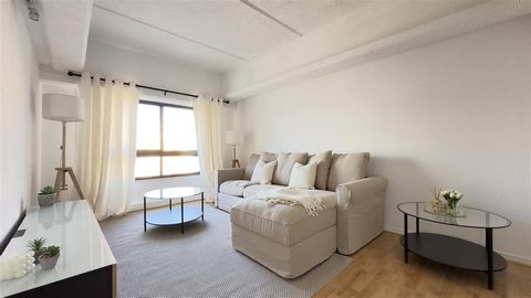 Located in Ocean Heights. Chestertons is pleased to offer for sale this 1 bedroom apartment located in Ocean Heights, Gibraltar. Set on a low floor this spacious apartment could be the perfect place for a first-time buyer or buy to let investment. Th...