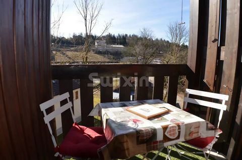 Ref: 67915EP - Les Rousses, ideally located close to shops and a ski bus stop, this apartment sold fully furnished, will seduce you with its decoration and its services for an unforgettable vacation. At the entrance you will find 2 bunk beds, a separ...