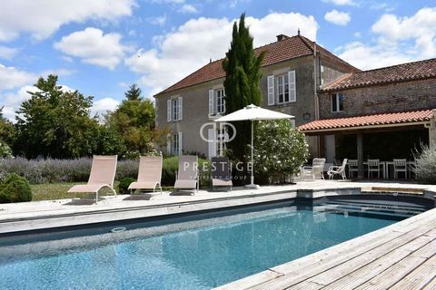 Delightful Maison de Maitre in a small village just 10 minutes from the pretty town of Fontenay-Le-Comte - well known for its artistic and Renaissance heritage - and a 30 minute drive from the Atlantic coast with all of its beautiful beaches and seas...
