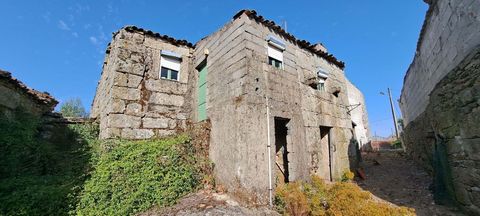 This villa is located in Ribeira de Carinhos, municipality of Guarda. 2 bedroom stone house to remodel with land.
