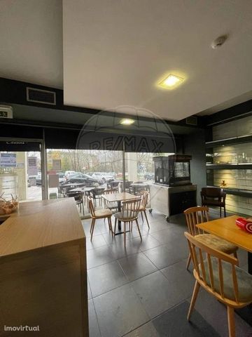 Café, Restaurante ou até mesmo bar para quem procura investimento em hotelaria. ✅ Localizado no coração da cidade a 50m da Universidade do Minho.