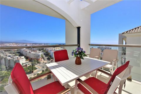 Located in Estepona. A lovely and modern penthouse apartment only a short walk to Estepona marina, beaches and restaurants. It offers two bedrooms and two bathrooms and a spacious balcony with amazing south-east views for alfresco dining, perfect for...