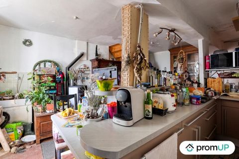 Are you looking for a real estate investment in Blois? Look no further! Here is that opportunity: a lot of three houses, offering a total of 135 square meters to renovate according to your needs and tastes. House number one, with an area of 60 square...