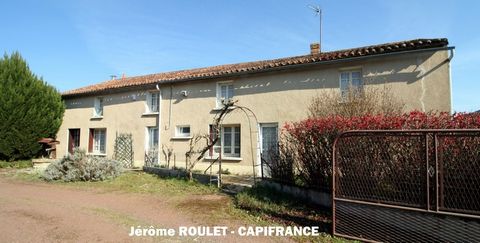 Dpt Deux Sèvres (79), à vendre DOUX maison en pierre à rénover P5 de 97 m² - Terrain de 3 263,00 m²