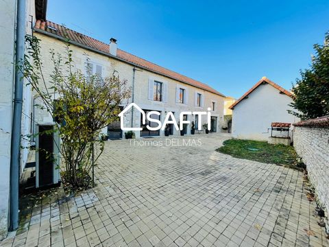 Located in the heart of the town center of the Poitiers agglomeration, this farmhouse, meticulously renovated in 2022, offers a residence combining traditional charm and contemporary elegance. 290m² of living space revealing a spacious interior with ...