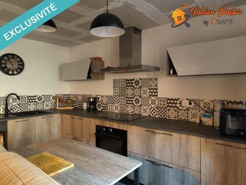 EXCLUSIVELY. In the first suburbs of Narbonne, discover this charming house located in the pretty village of Coursan, offering all nearby services, shops, schools, etc. This property will meet all types of projects. Count on its 80m² including approx...