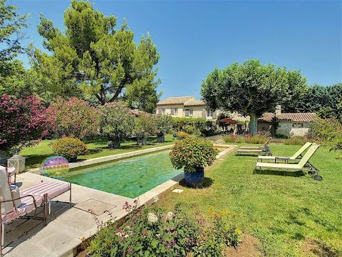 At the gates of the Luberon and close to L'Isle sur la Sorgue A beautiful century olive tree welcomes the visitors in the property. The atmosphere is given : old stones and wrought iron gates. The first gate walks you to the terrace opening onto the ...