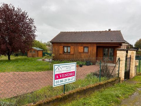 Single-storey chalet-style house comprising: A bright living room of 36 m2 with kitchen, a possible bedroom 2, shower room, wv. Land of 1127 m2 enclosed and wooded. PVC double glazed joinery. PRICE: 60 650 € - AGENCY FEES INCLUDED, to be paid by the ...