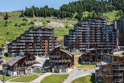 Usytuowana na wzgórzu Avoriaz 1800 w dzielnicy Crozats, Résidence Pierre & Najnowsze i bardzo komfortowe Vacances Atria-Crozats**** zaprasza na wakacje w 100% na łonie natury. Ciesz się czystą sabaudzką atmosferą. Nie ma tu hałasu samochodowego. Stac...