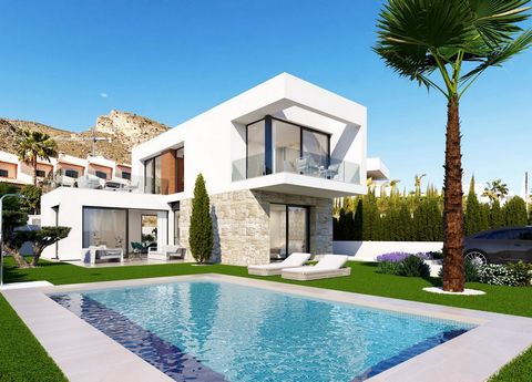 Prachtige nieuwbouw villa aan de kust van Benidorm, Poniente, op slechts 3,5 km van het strand. De villa is verdeeld over 2 verdiepingen, met op de begane grond een slaapkamer, wooneetkamer, open keuken, 1 badkamer en wasruimte. En het heeft 2 slaapk...