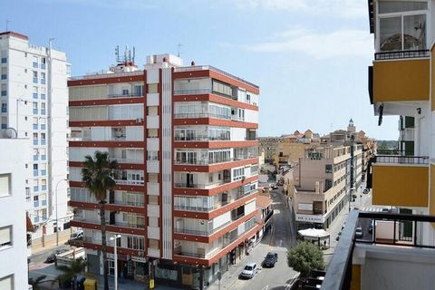 Due to the complexity of the APCOSTAS Torre del Mar Playa apartments, the photographs of the interiors and exteriors are examples, they do not represent the variety of apartments we have available. LOCATION: Between 50 and 300 meters. from the beach,...