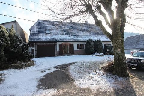 Sie sind auf der Suche nach einem Haus mit viel Charakter und Volumen. Im Tal des Seebachs, auf einer Höhe von mehr als 550 m, am Fuße des Bers-Massivs, das von den Gipfeln der Haute Bers und dem Tête des Perches dominiert wird, lade ich Sie ein, die...