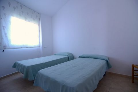 The apartament w Pals ma 2 sypialnie i obłożenie dla 4 osób. Nocleg od 86 m². Zakwaterowanie jest wyposażone w następujące rzeczy taras, pralka, żelazko, bojler gazowy, klimatyzacja w salonie, basen wspólny, zadaszony parking w przy budynku, Telewizo...