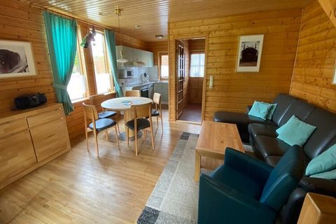 Het gezellige vakantiehuis met een gezellige feel-good sfeer ligt in een vakantiecomplex aan de rand van het kleine stadje Hasselfelde in de Harz. Het gezinsvriendelijke vakantieoord biedt de perfecte basis voor een afwisselende tijd met het hele gez...