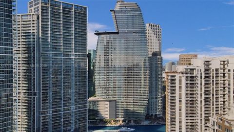 Welcome to Aston Martin Residences, where luxury meets sophistication in the heart of Downtown Miami. Perched on the highly sought-after line 04, Unit 3704 boasts 4 bedrooms, 5.5 bathrooms, and 3,560 sqft of pure elegance. Immerse yourself in breatht...