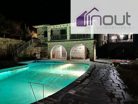 Rural farm with a house built entirely in stone, rustic and unique style, with an area of 275m2 per floor. The villa has six bedrooms, four bathrooms, a kitchen with fireplace, a living room as a dining room and an office and also has two more firepl...