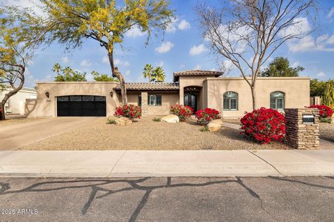 Welcome home to this highly sought after location, convenient to everything and in the coveted Scottsdale's 3 C's school district. Newer roof (2022), HVAC (2013),and completely renovated in 2008 with top of the line finishes including stone and wood ...