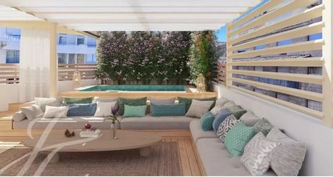 This penthouse recently upgraded is located next to one of the most well-known covered markets in Palma called Plaza Olivar within walking distance to the most well-connected train station, metro, bus station, restaurants, and shops. This penthouse l...