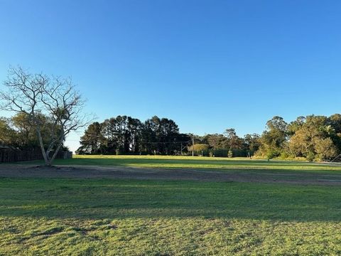 Discover the perfect blend of tranquility and convenience of Lot 6, 365 Markwell Road, Caboolture. This vacant 3014m2 block offers the ideal canvas to build your showcase home. This expansive block is a rare gem in the acreage land market. This prope...