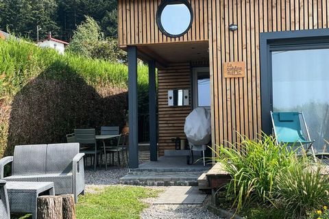 Welkom in ons charmante huis aan de oevers van het meer van Bouzey, gelegen in het hart van de ongerepte natuur van de Vogezen! Dit gelijkvloerse huis biedt een adembenemend uitzicht op het meer, wat tijdens uw verblijf een sfeer van ontspanning en r...