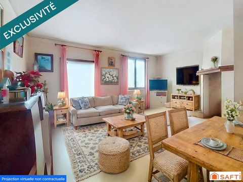 EXCLUSIVITY - Located in the charming commune of Mollégès (13940), this house to renovate offers a peaceful and authentic living environment while remaining close to amenities. Ideally situated near local facilities (privileged location at the end of...