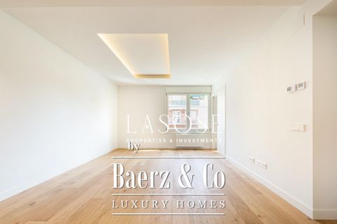 The luxury apartment located on Casanova street in Barcelona is truly a remarkable piece of real estate. Located in one of the most characteristic areas of the city, it offers a perfect combination of elegance, comfort and sophisticated design. As yo...