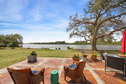 Imagine owning this stunning half-acre waterfront lot on Caney Creek in Sargent, Texas! Embrace a life of relaxation and adventure with direct access to Caney Creek, where you can fish right from your property. Perfectly suited for building your wate...