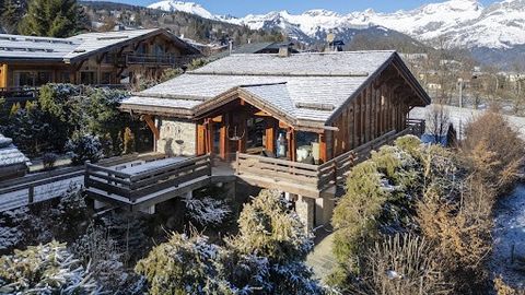 COMBLOUX, SUPERB 6 BEDROOM CHALET FACING MONT-BLANC REF 7521, located in a quiet area with good south-east exposure. Built on a plot of 1,048 m², it comprises on 3 levels: 6 en-suite bedrooms, including a children's dormitory, a large living room und...