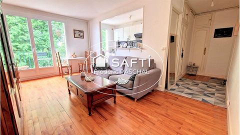 Comprehensive energy renovation voted on at the General Assembly - Seller charge. Located in the Buzenval district, in a quiet, green and secure residence, I offer you a beautiful 3-room apartment of 54 m² close to shops, transport and schools. Brigh...