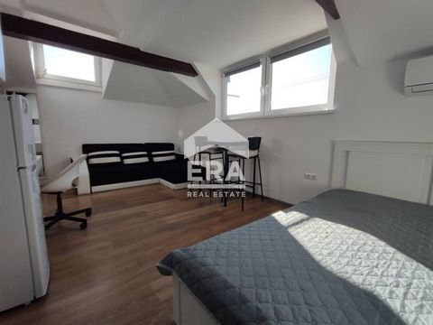 ERA Varna Trend offers for sale a one-bedroom, furnished, southwestern apartment in a brick building, near the Shishkova Garden. The property has a built-up area of 26 sq.m, located on the fifth floor. It consists of an entrance hall (2 sq.m) with a ...