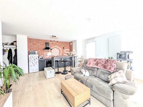 SALES 74150 - appartement T4 avec garage double