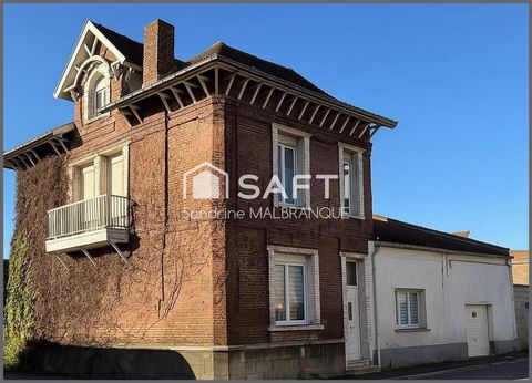 Maison bourgeoise semi individuelle 4 voir 5 chambres