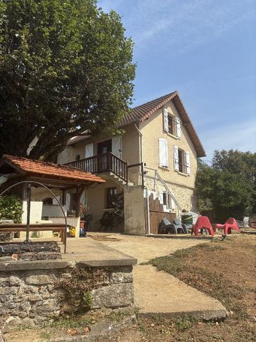 Belle maison en pierre proche de toutes commodités