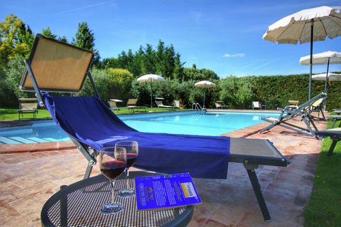 Situated in Cortona, this farmhouse has 2 bedrooms and is perfect to accommodate a family of 4 with children. There is a shared swimming pool and central heating to enjoy. You can explore Cortona at 3 km or visit the farm at 12 km to enjoy the harves...