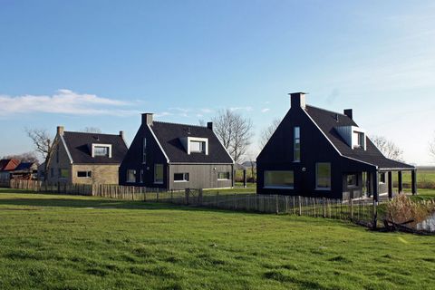 Deze moderne, vrijstaande villa ligt vlak achter de Zeedijk, bij het pittoreske Friese plaatsje Tzummarum. Gebasseerd op een traditioneel gebouwd vissershuis. De woning beschikt over 3 slaapkamers en is ideaal voor gezinnen of kleine gezelschappen. H...