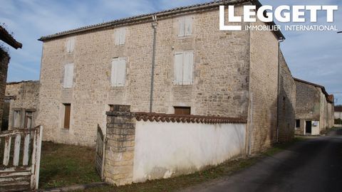 120453DCO16 - Large detached stone house to renovate. Possibility to create 220m² of habitable space over 3 floors. Attached garden and courtyard. Information about risks to which this property is exposed is available on the Géorisques website : http...