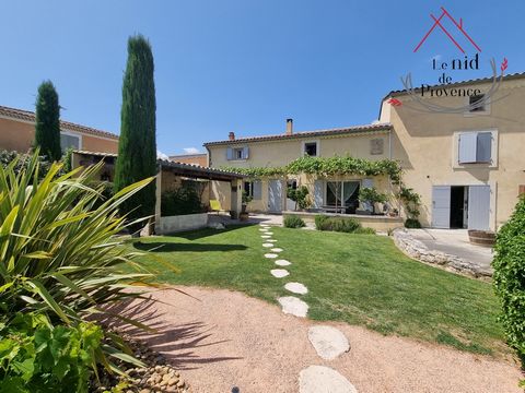 The agency Le Nid de Provence offers for sale this charming town farmhouse of 231 m2, located near the center of the village and amenities. This magnificent property on 1900 m2 of land includes two houses. The first house of 128m2, has a bright livin...