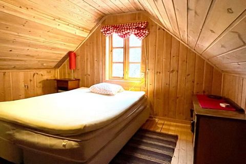 Holiday home surrounded by the rugged Norwegian nature, with a secluded location, peace and quiet. Beautiful views of the mountains and only a short distance to the deep fish-rich Åkrafjord. Welcome to the slightly different holiday cottage from the ...
