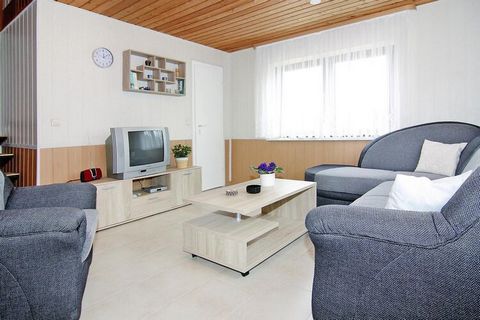 Holiday home on the Salzhaff - in the small, quiet town of Teßmannsdorf in the district of Bad Doberan between the Baltic Sea resort of Rerik and the island of Poel. The 4,000 square meter well-kept garden property invites you to sunbathe and play. W...