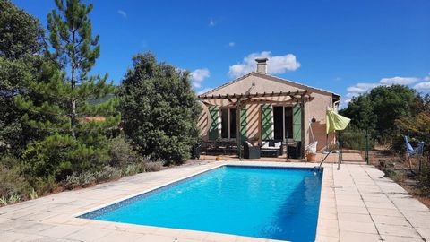 Hamlet of the Orb valley , 1 minute from a supermarket and from a primary school, 10 minutes from Bedarieux (small town with all shops, cafes, restaurants, supermarkets, primary and secondary schools), 30 minutes from Beziers, 10 minutes from the Sal...