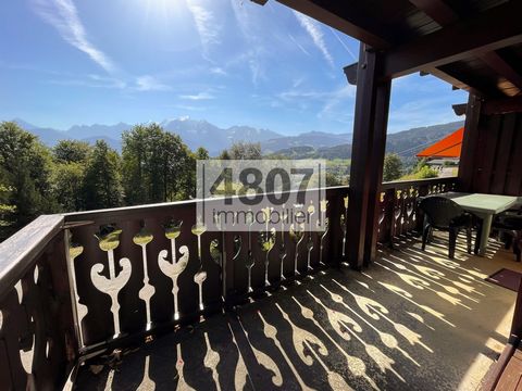Large T2 of 43m2 with terrace and Mont-Blanc view for sale on the heights of Cordon Major structural work is to be expected in the condominium. WORK JUSTIFYING THE SALE PRICE! The accommodation is composed of an entrance with cupboard, a separate kit...