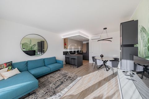 For sale new three-room apartment located on the ground floor with private garden. This beautiful solution fits within a residence with a communal pool, ideal to live as a first home or also ideal to enjoy as a second home for lovers of tranquility. ...