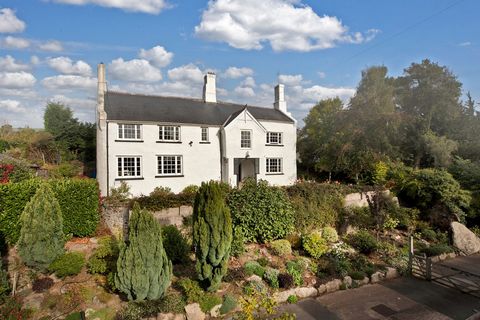 Introduction Huxbear House is a wonderful example of a fine Grade II listed 17th Century Farmhouse offering both spacious and versatile accommodation. The property retains many original features but has been subject to a comprehensive restoration pro...