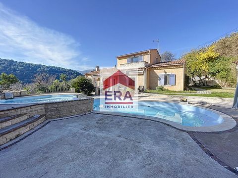 Magnifica villa indipendente in stile neoprovenzale costruita nel 2000, con piscina e vera poolhouse completamente arredata. Piacevole giardino di 1508m ² esposto a sud / ovest senza alcun opposto. Un garage chiuso e molti posti auto. Livello giardin...