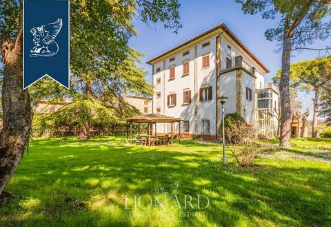 This prestigious property is for sale in the heart of Tuscany, in a little town a few km from Montepulciano, and includes a beautiful Italian-style garden with a pool, a neoclassical chapel, 300 centuries-old olive trees and 3 hectares of grounds. Th...