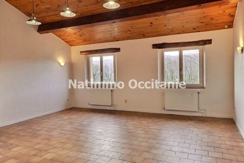Your Natimmo Occitanie Real Estate Agency presents for sale a beautiful house of 160m2, located in the heart of the town of Saint-Amans-Valtoret. Are you looking for an exceptional residence just 15 minutes from Mazamet? Look no further! The property...